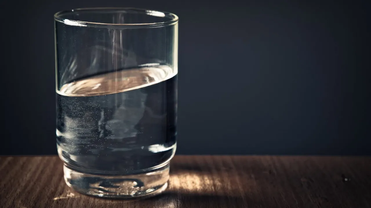 нестача води,зневоднення,скільки пити води,здоров’я серця,гідратація організму,Україна,Дніпро